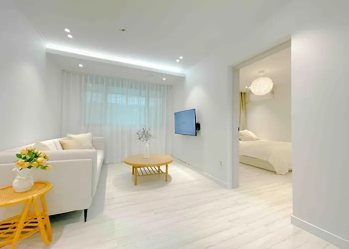 Designer Cozy 3br House In Hongdae * ソウル特別市