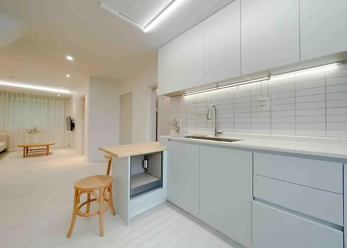 アパート Designer Cozy 3br House In Hongdae *