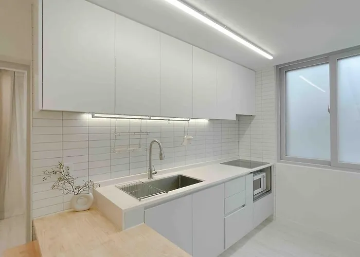 Designer Cozy 3br House In Hongdae * ソウル特別市